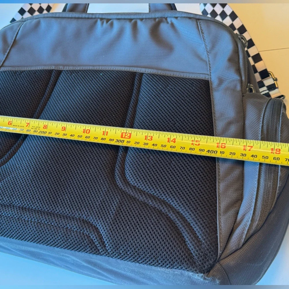 Retro High End Dakine Snowboarding Heavy Duty Laptop Briefcase File Bag